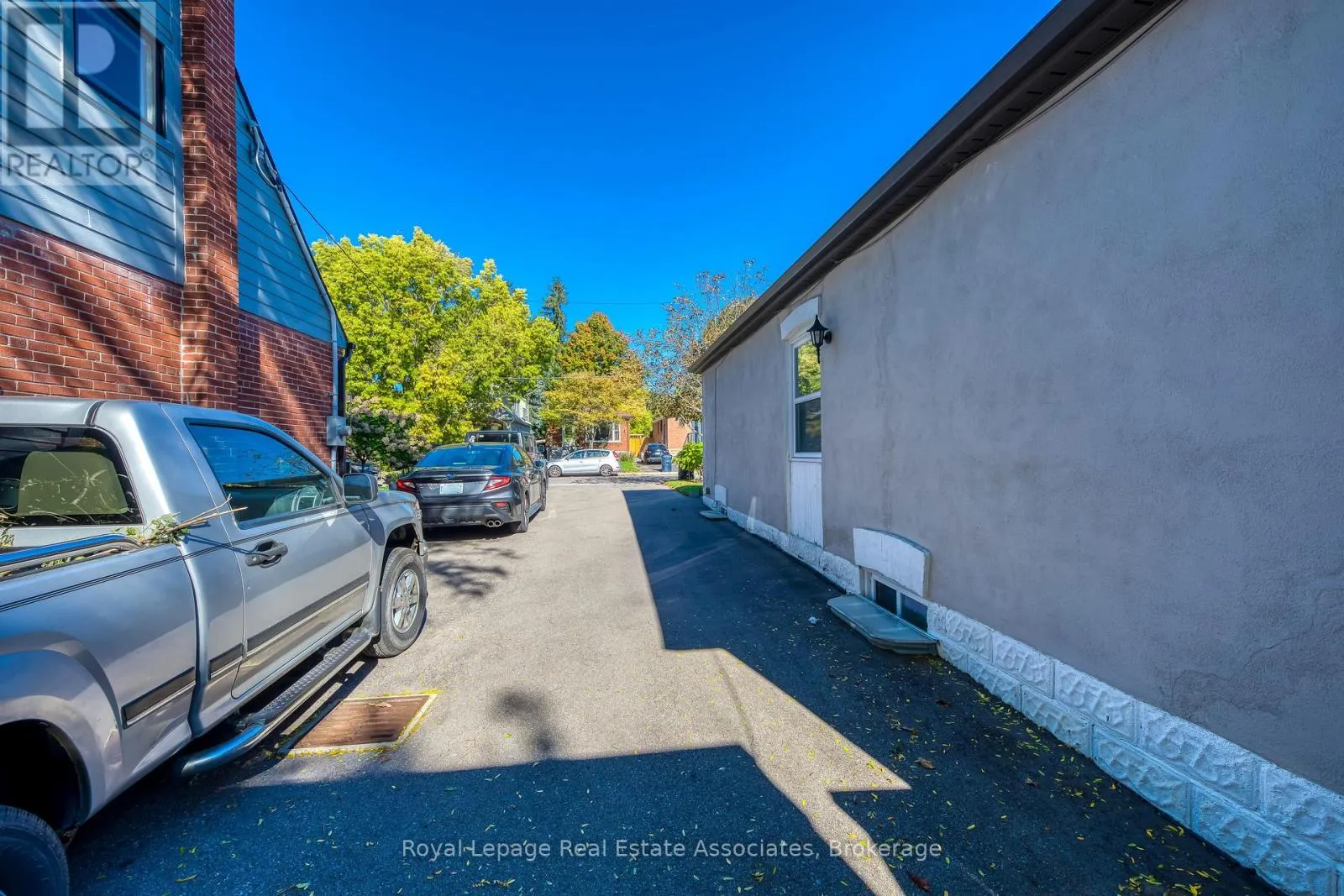 21 BRENTON STREET