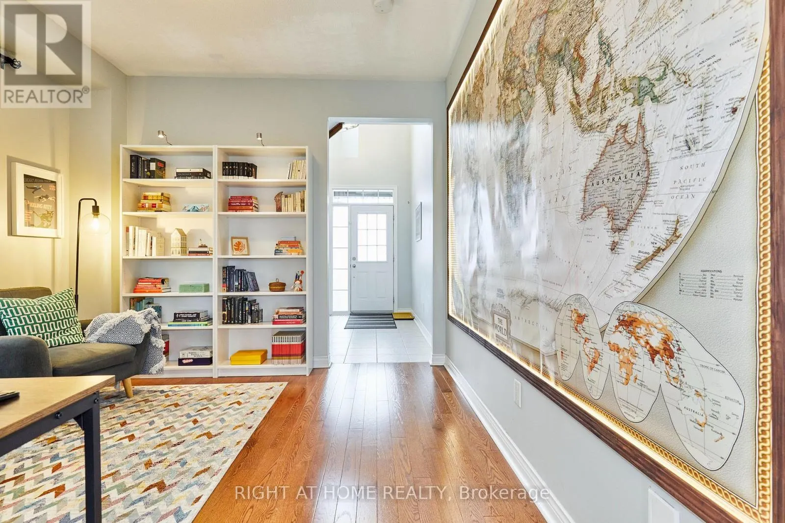 71 KEITH-WRIGHT CRESCENT