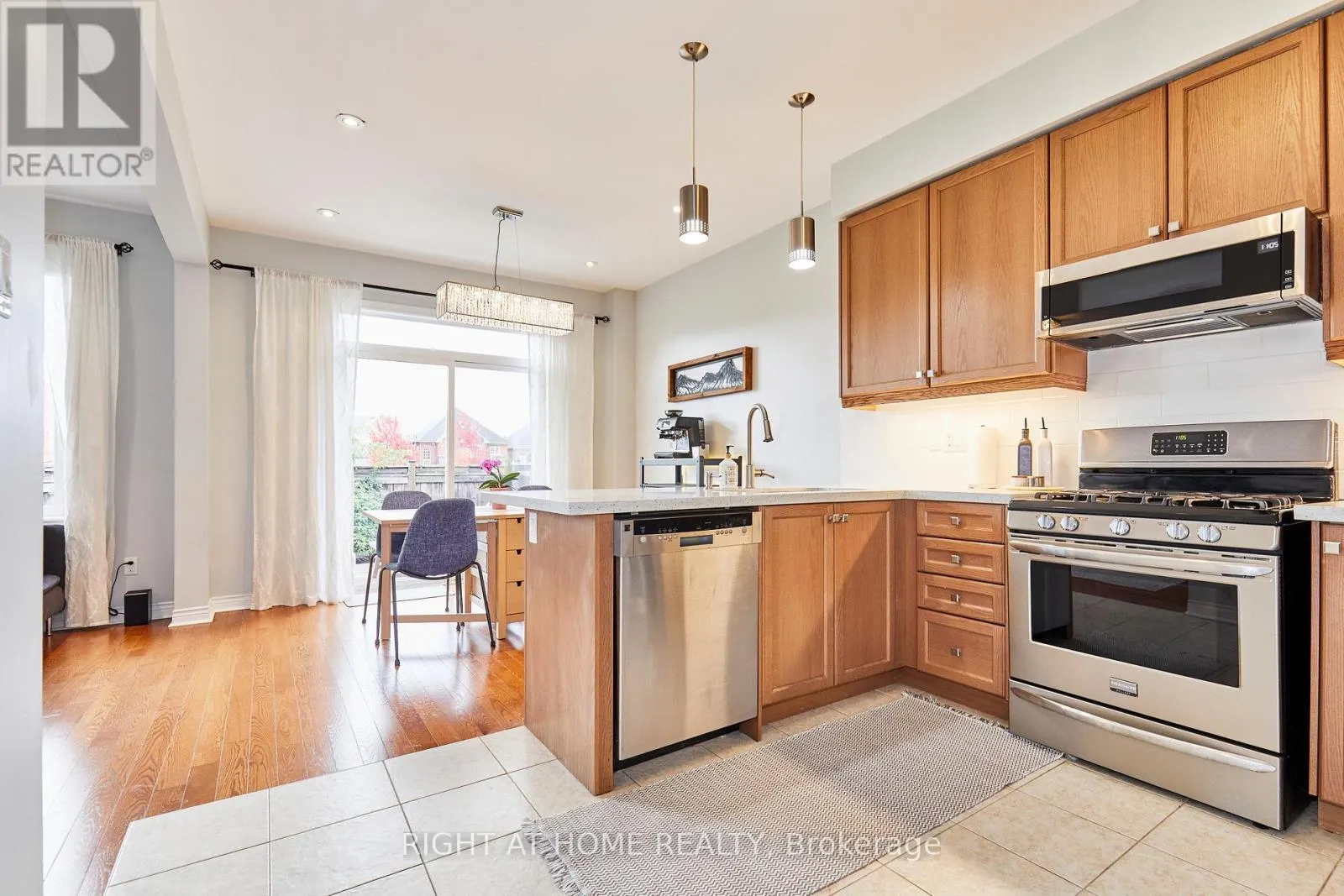 71 KEITH-WRIGHT CRESCENT