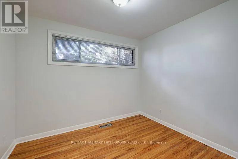 1000 WARDMAN CRESCENT