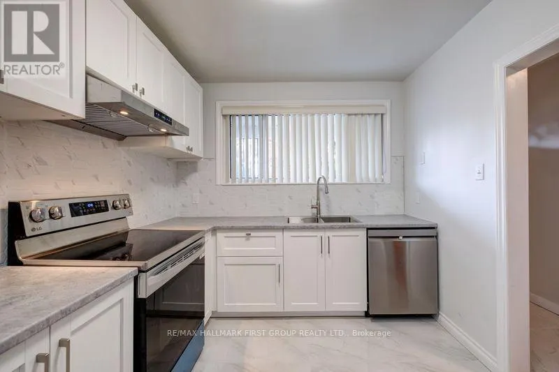 1000 WARDMAN CRESCENT