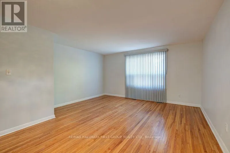 1000 WARDMAN CRESCENT