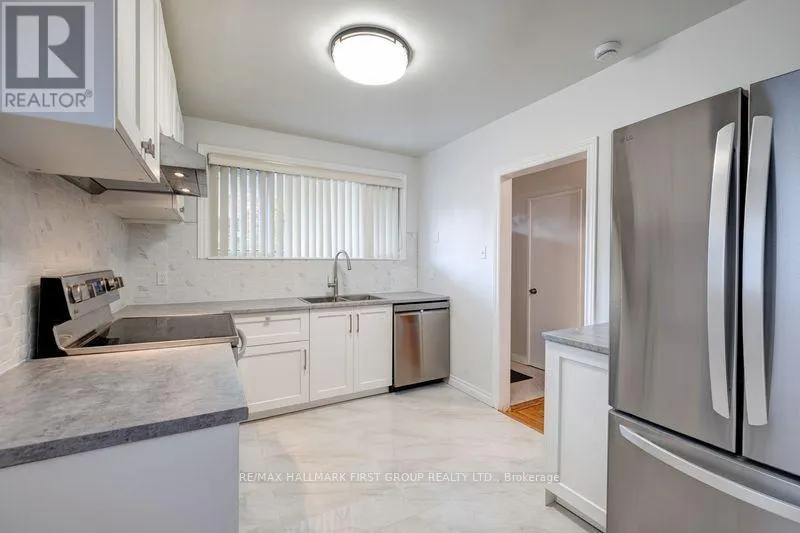 1000 WARDMAN CRESCENT