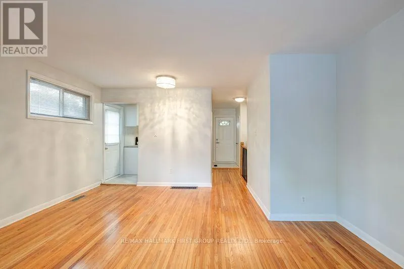 1000 WARDMAN CRESCENT