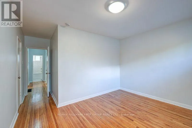 1000 WARDMAN CRESCENT