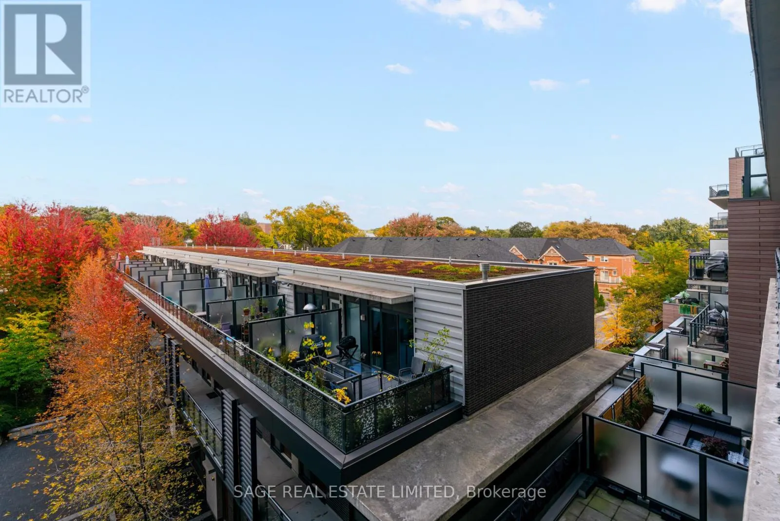 504 - 1190 DUNDAS STREET E