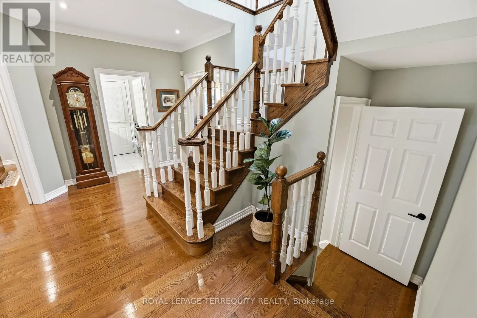 134 CASSELS ROAD E