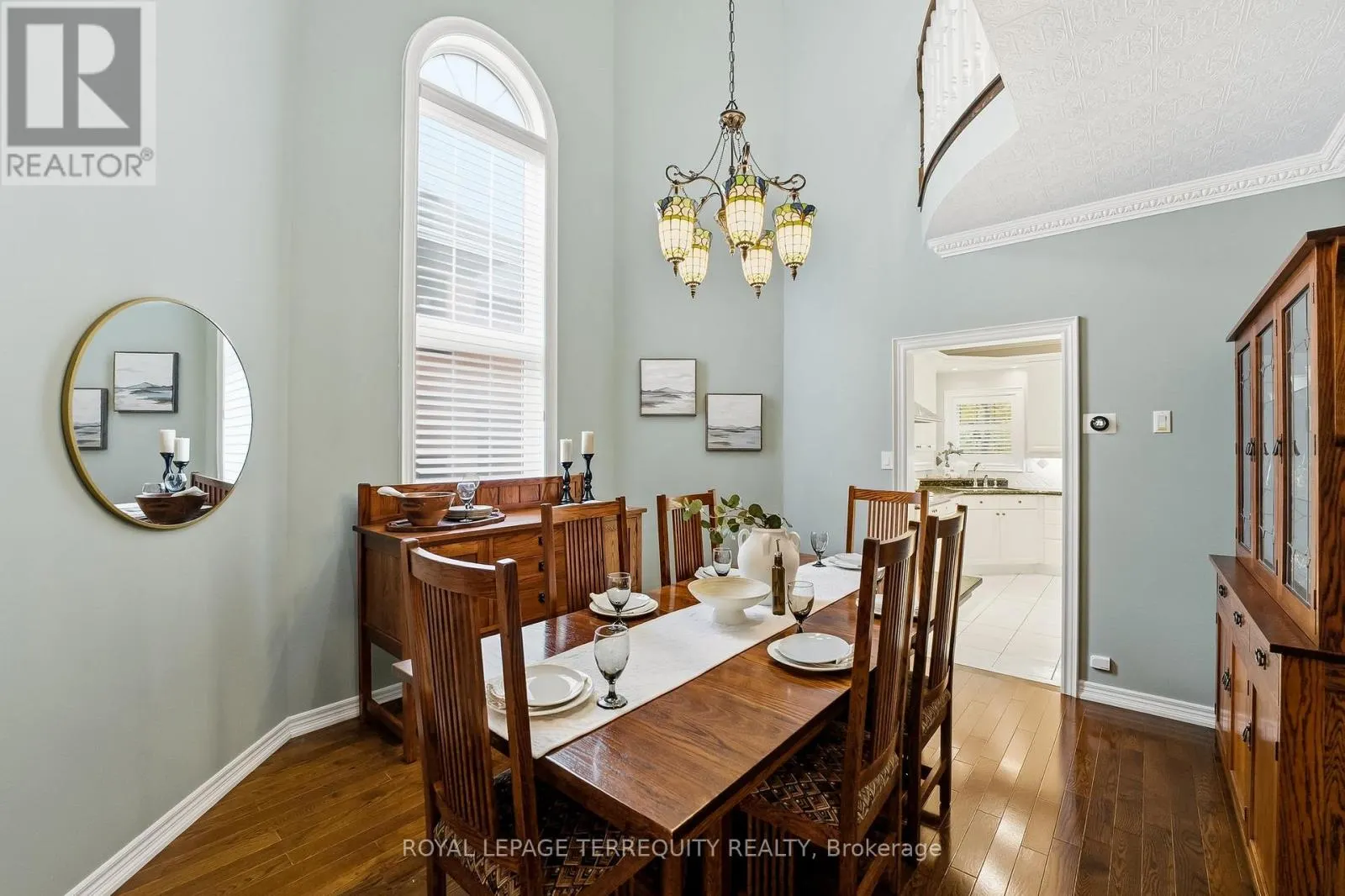 134 CASSELS ROAD E