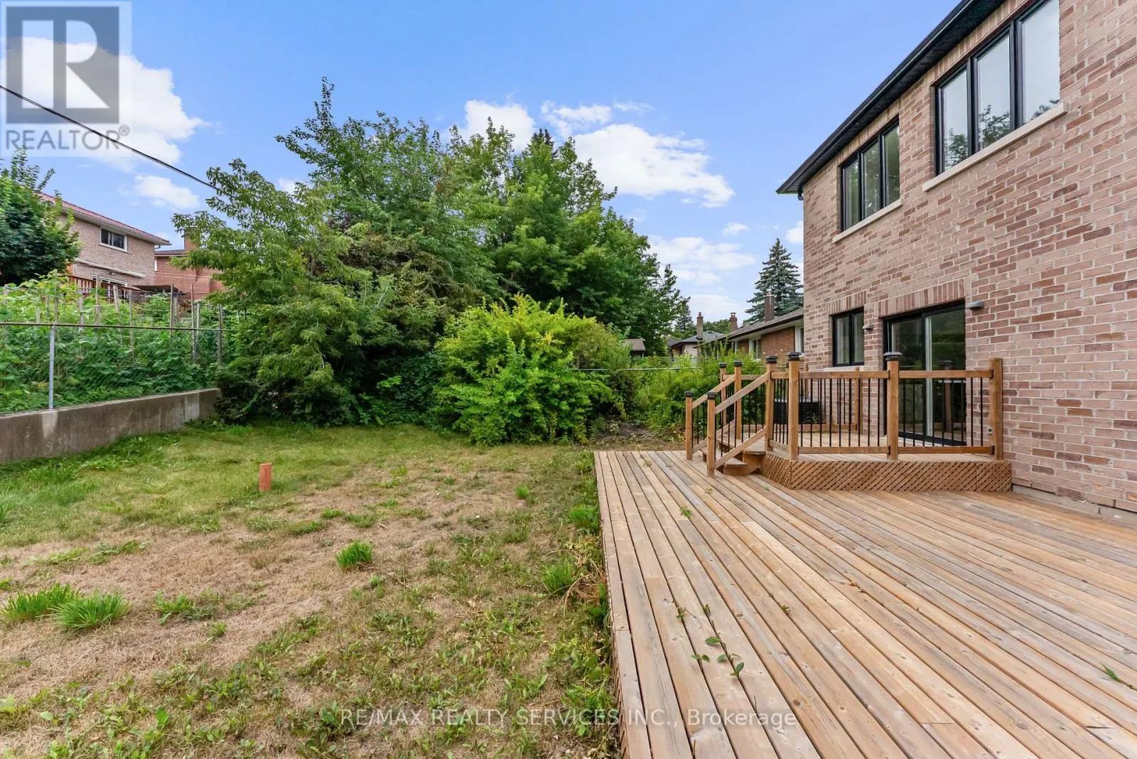 49 GREENDOWNS DRIVE