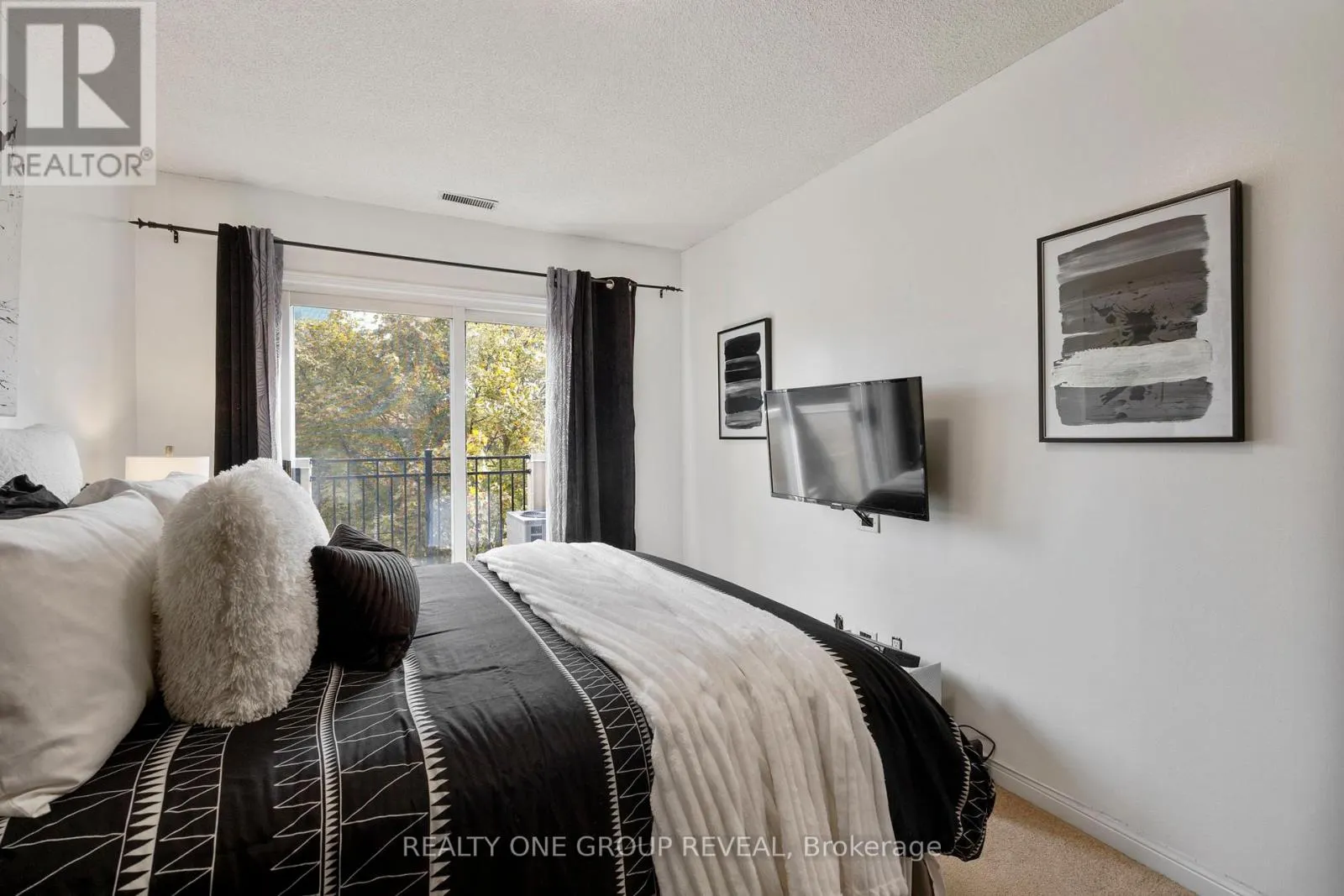 803 - 1400 THE ESPLANADE DRIVE N