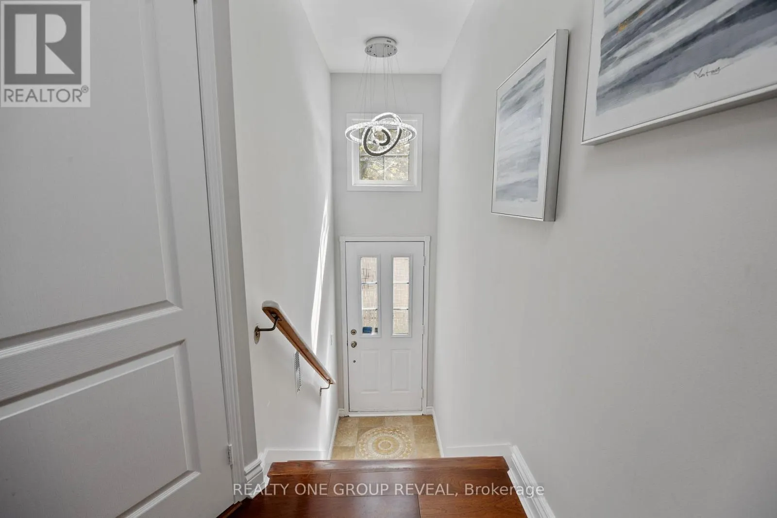 803 - 1400 THE ESPLANADE DRIVE N