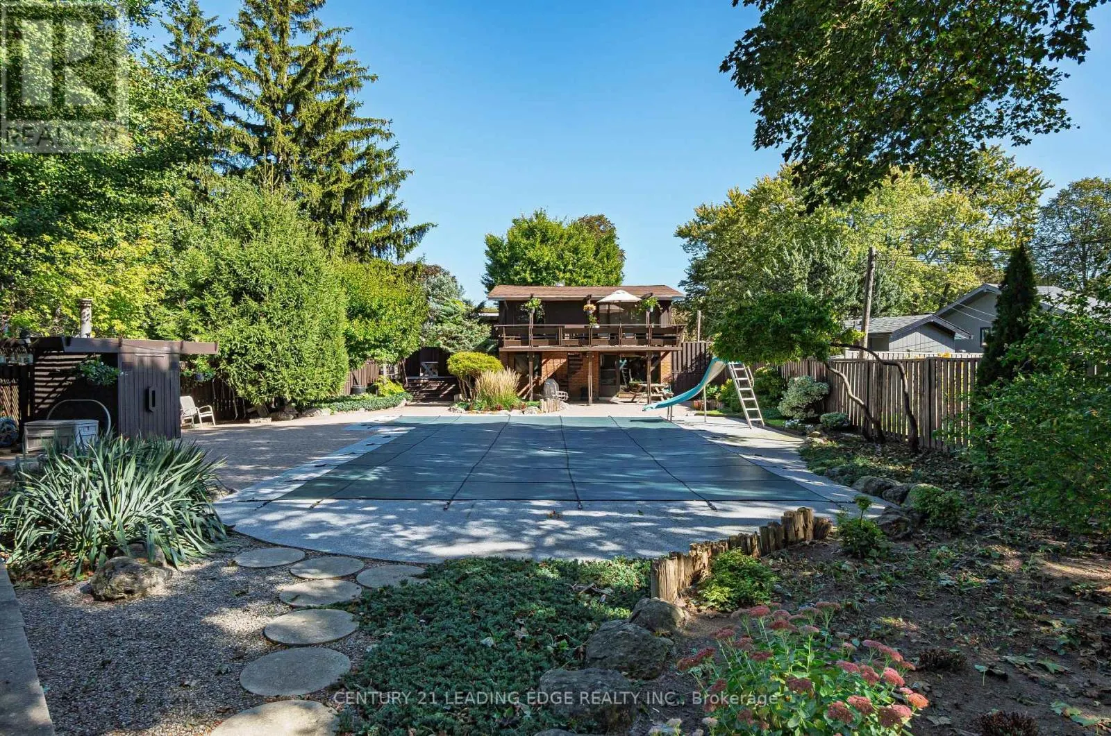 4 ROSSWOOD CRESCENT
