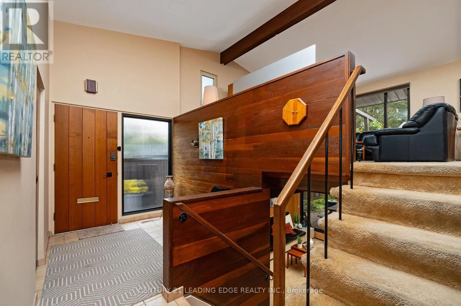 4 ROSSWOOD CRESCENT