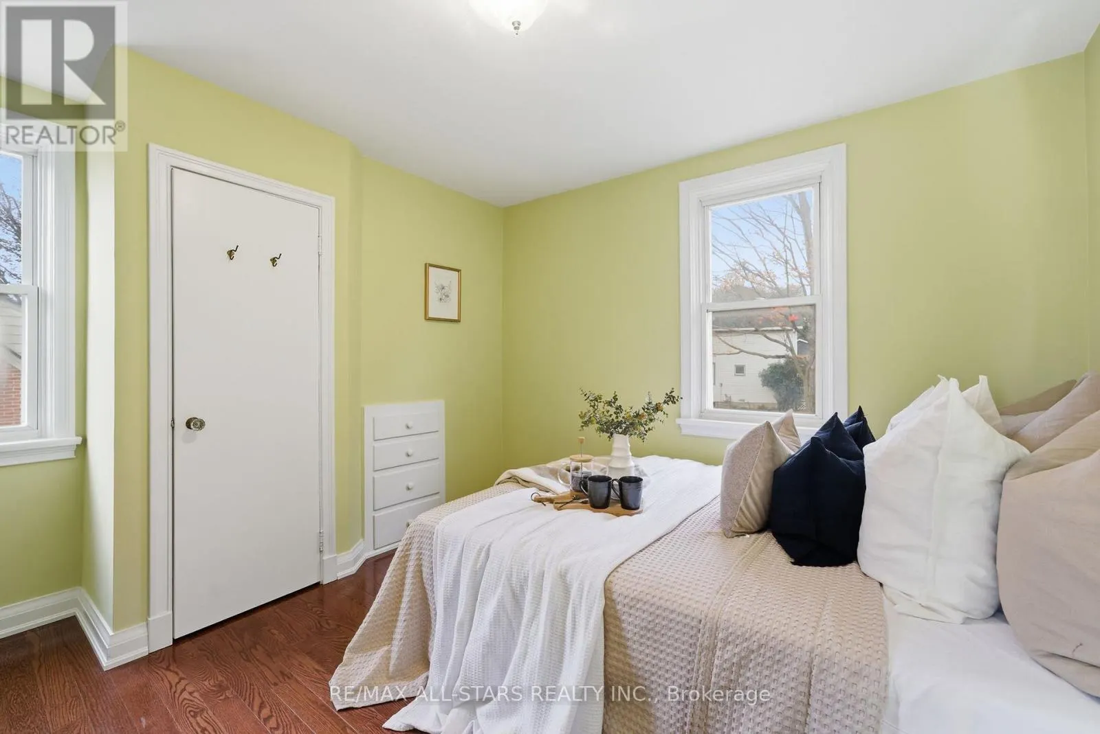 15173 SIMCOE STREET