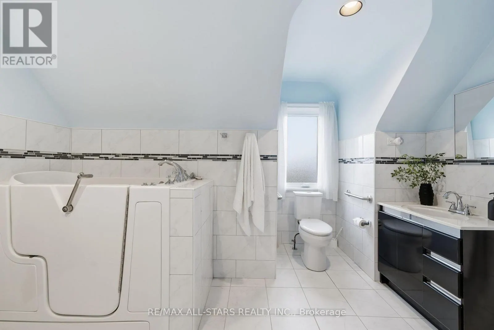 15173 SIMCOE STREET