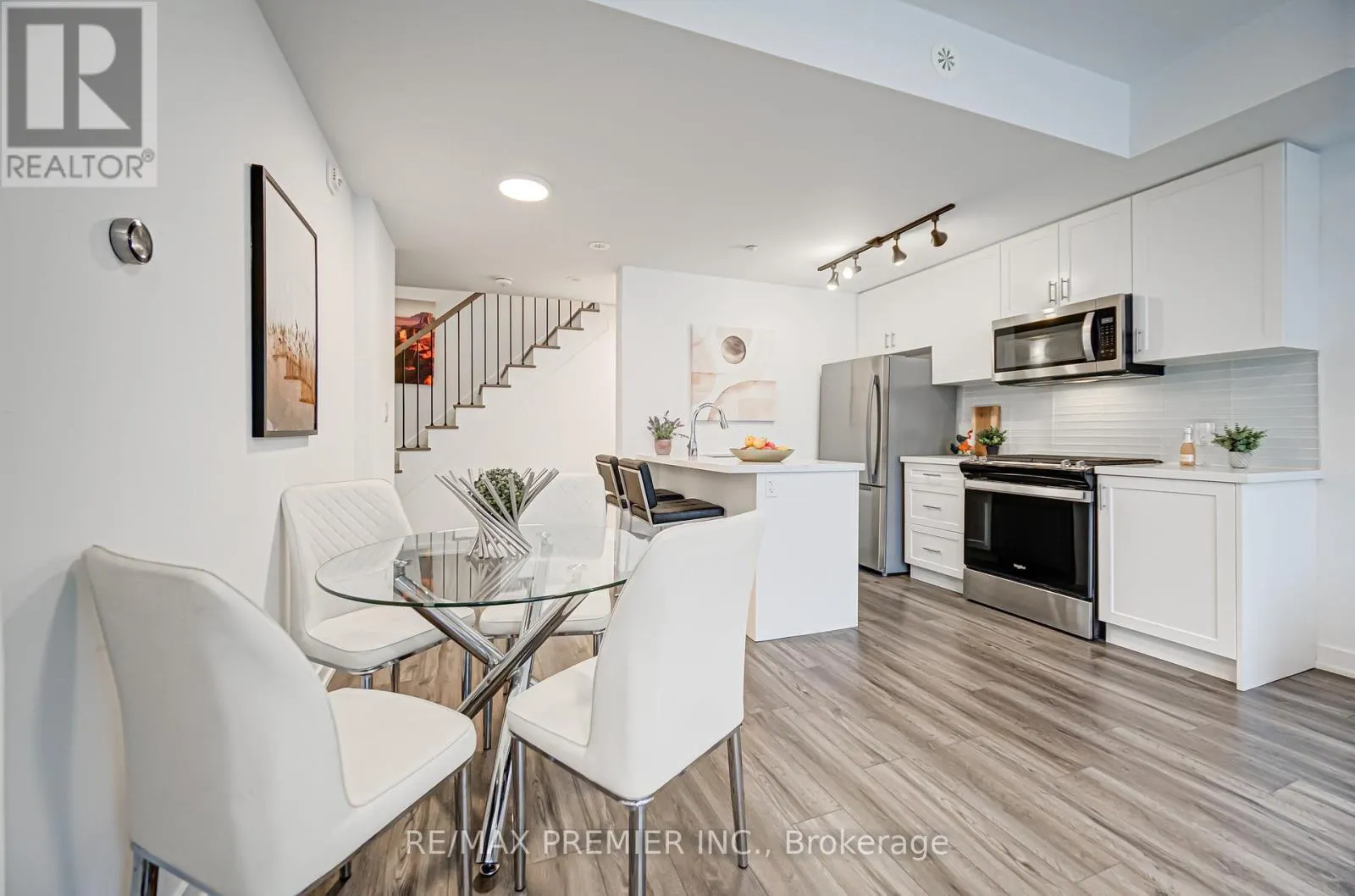 8 - 1479 O'CONNOR DRIVE
