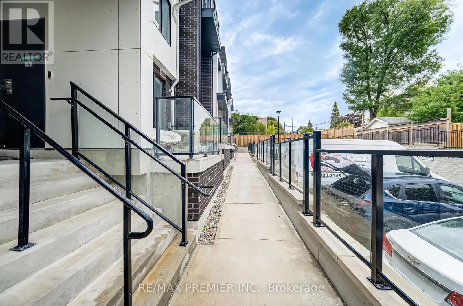 8 - 1479 O'CONNOR DRIVE