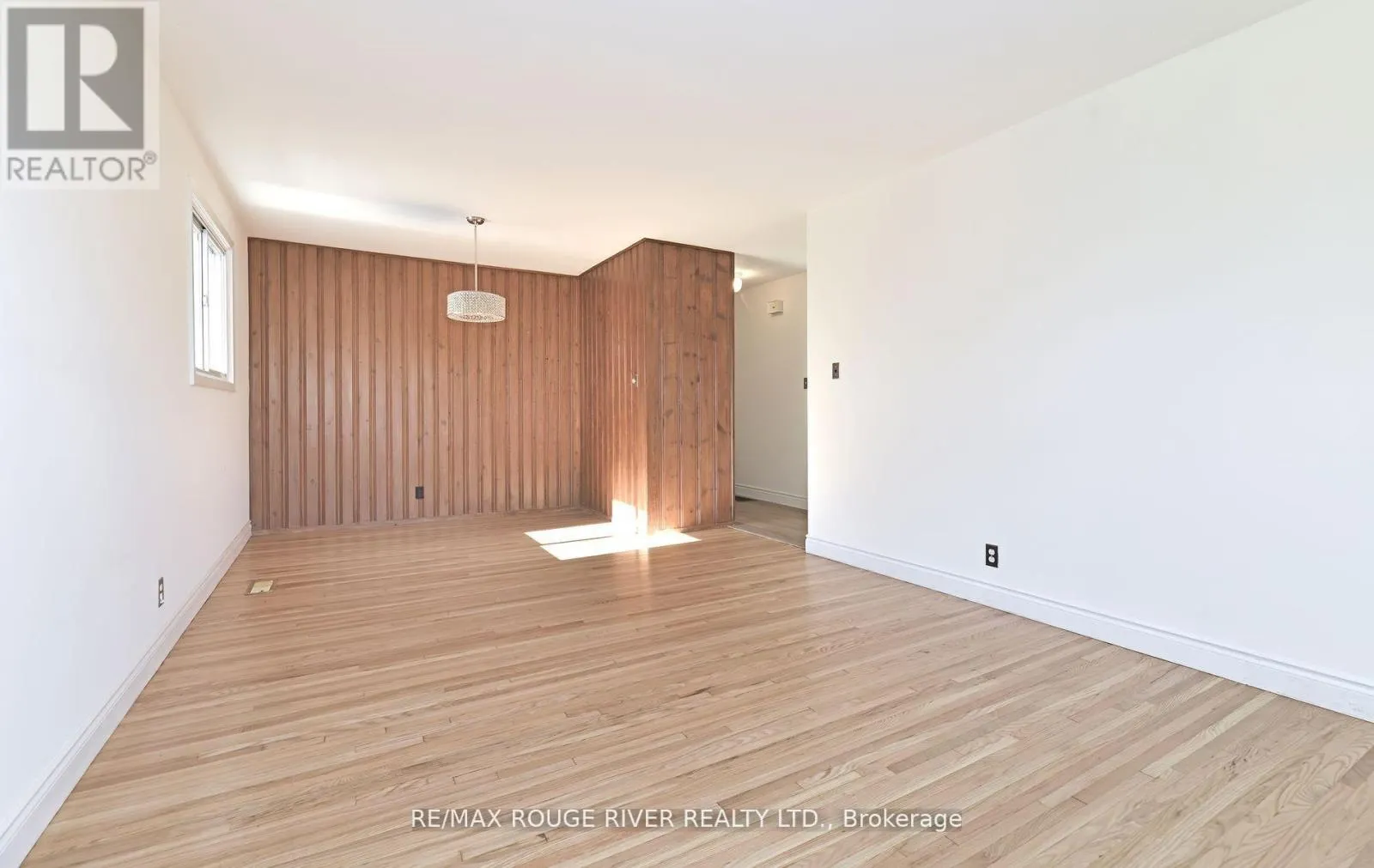 710 KINGFISHER DRIVE