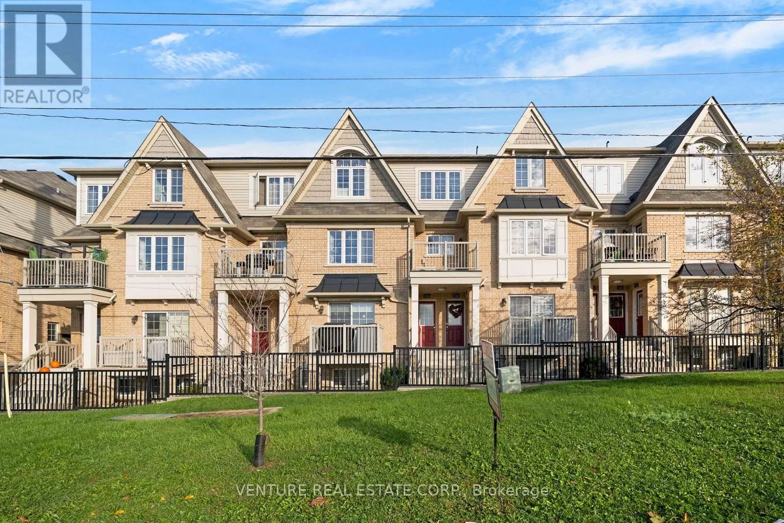 156 KINGSTON ROAD W