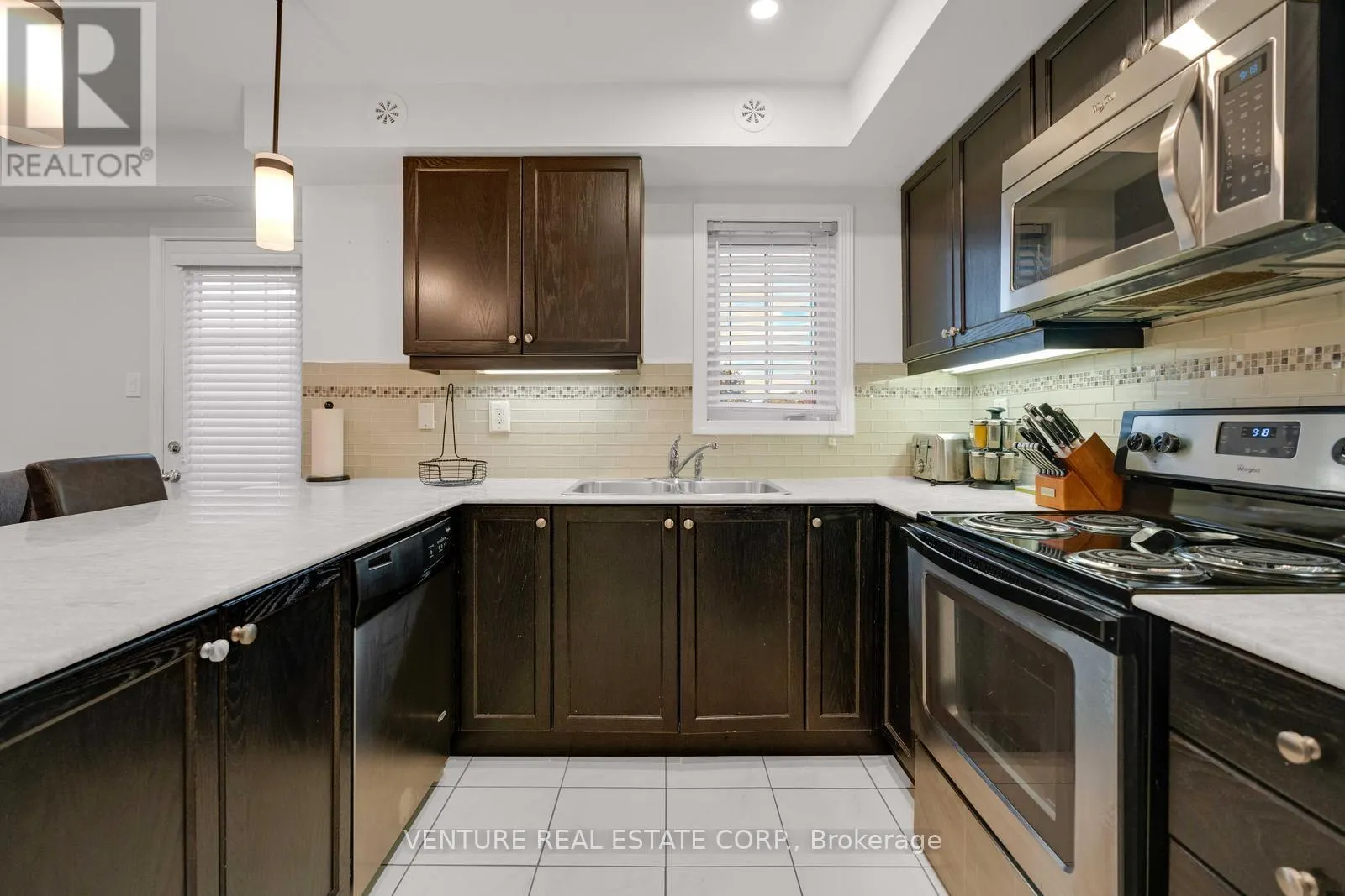 156 KINGSTON ROAD W