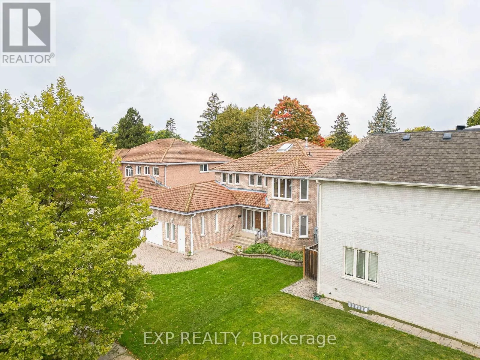 3 EMMELINE CRESCENT