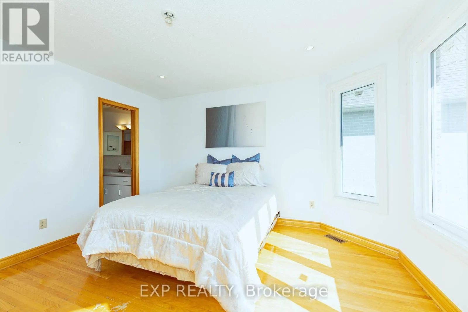 3 EMMELINE CRESCENT