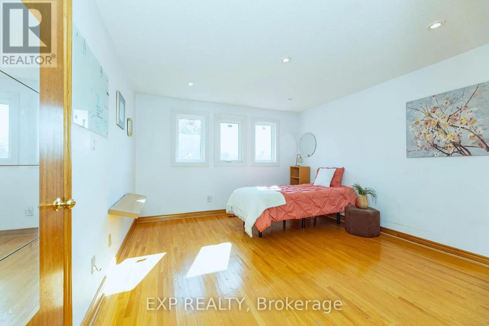 3 EMMELINE CRESCENT