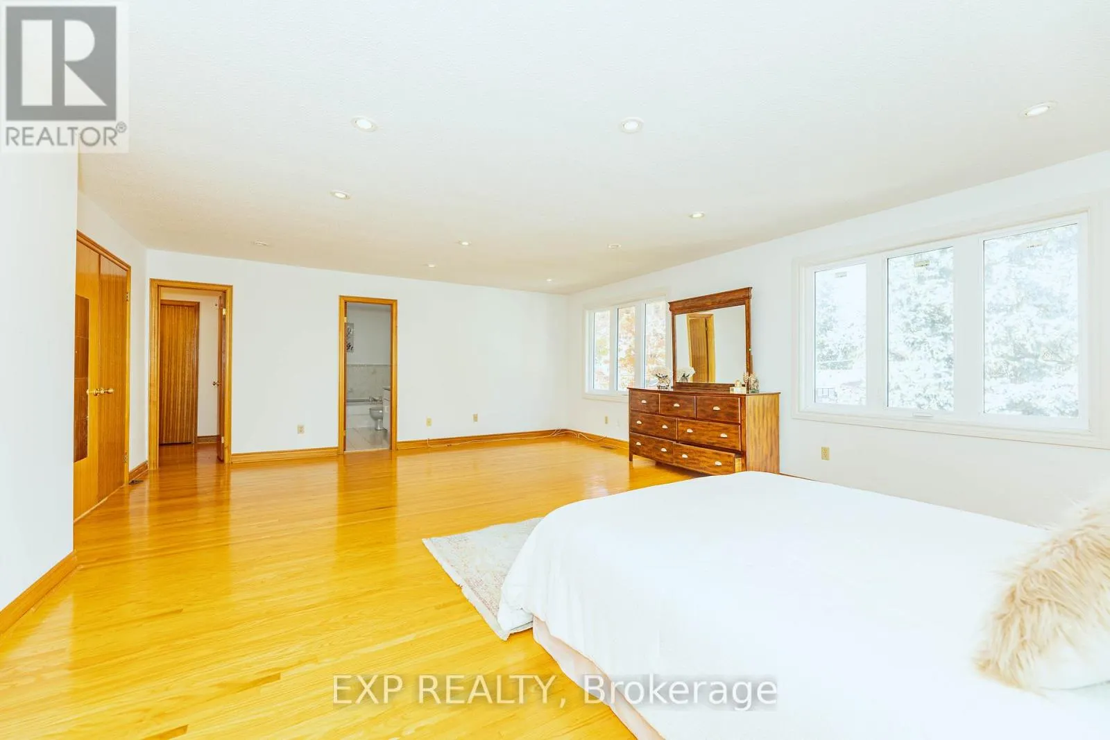 3 EMMELINE CRESCENT