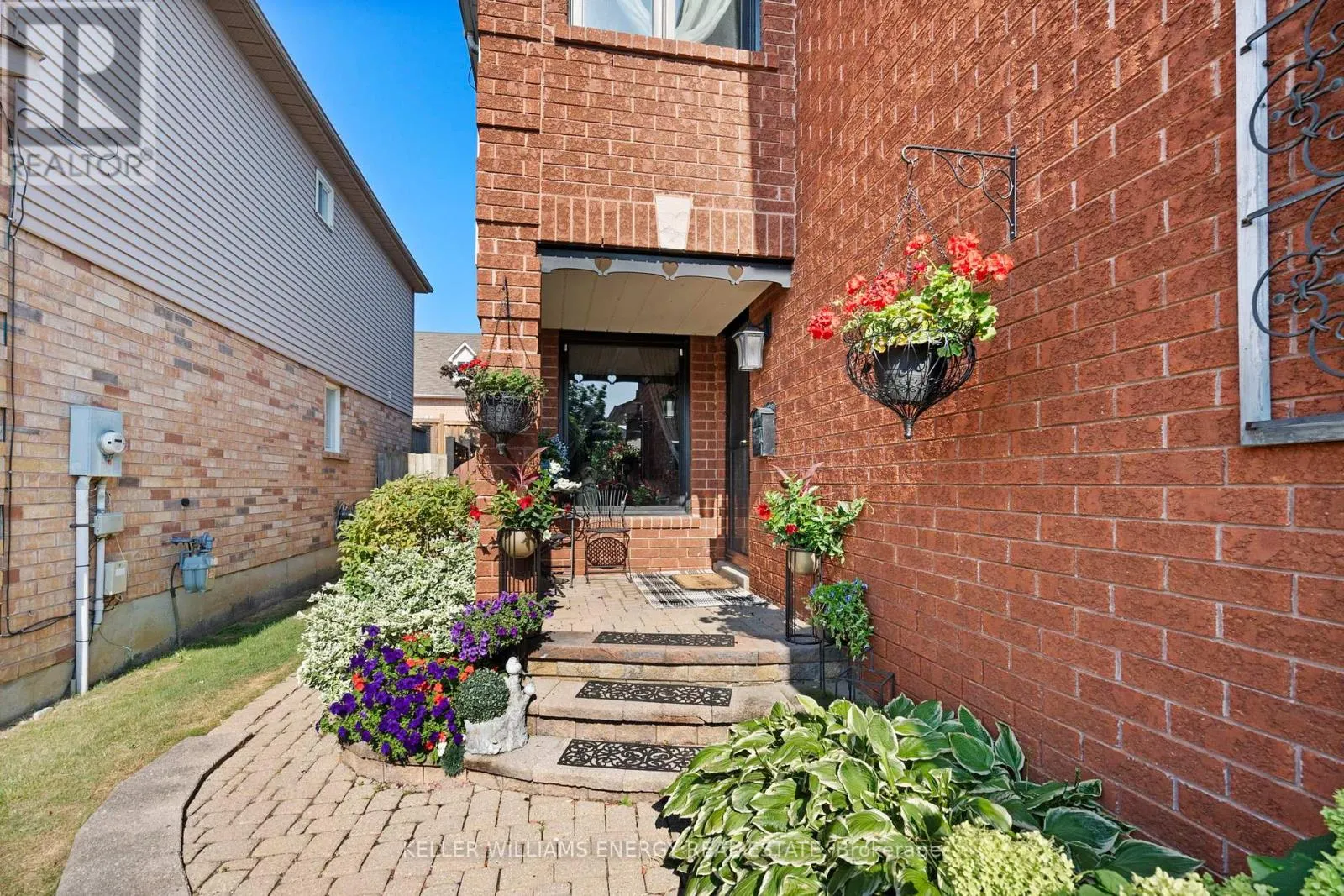 99 BONNYCASTLE DRIVE