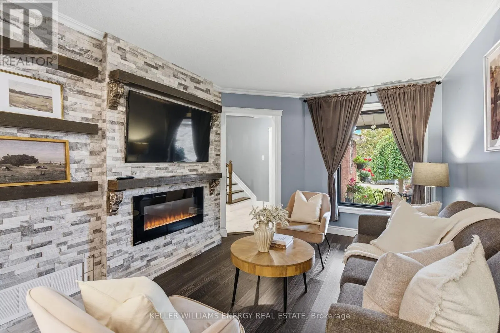 99 BONNYCASTLE DRIVE