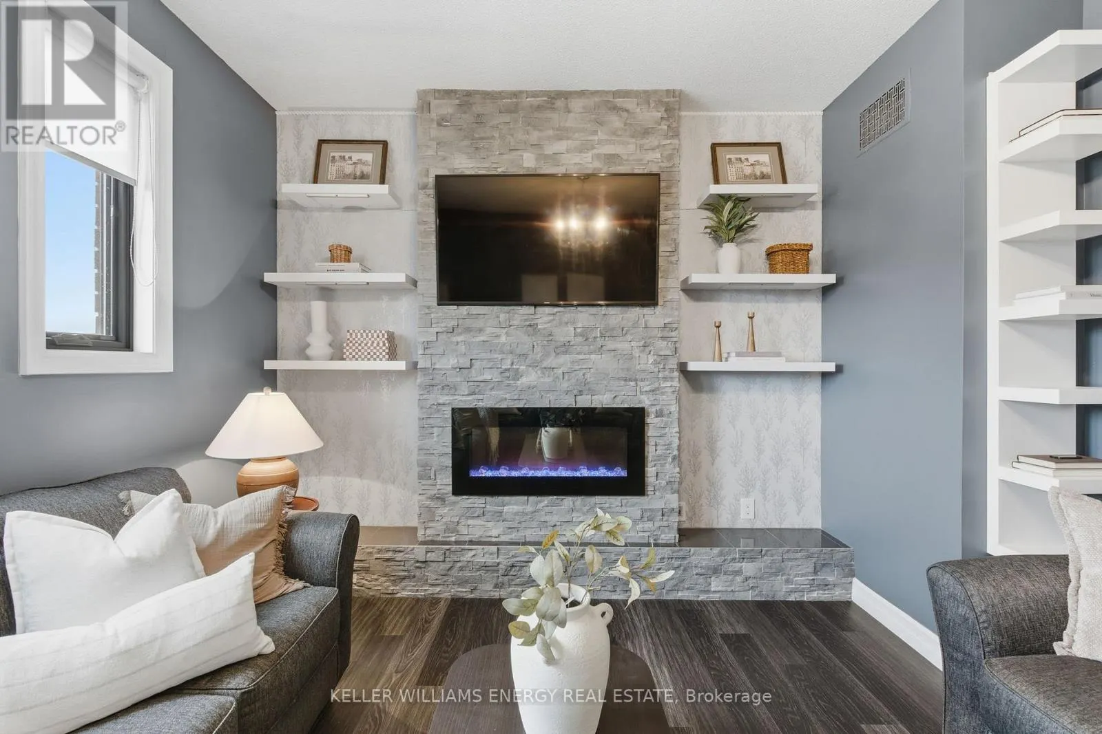 99 BONNYCASTLE DRIVE