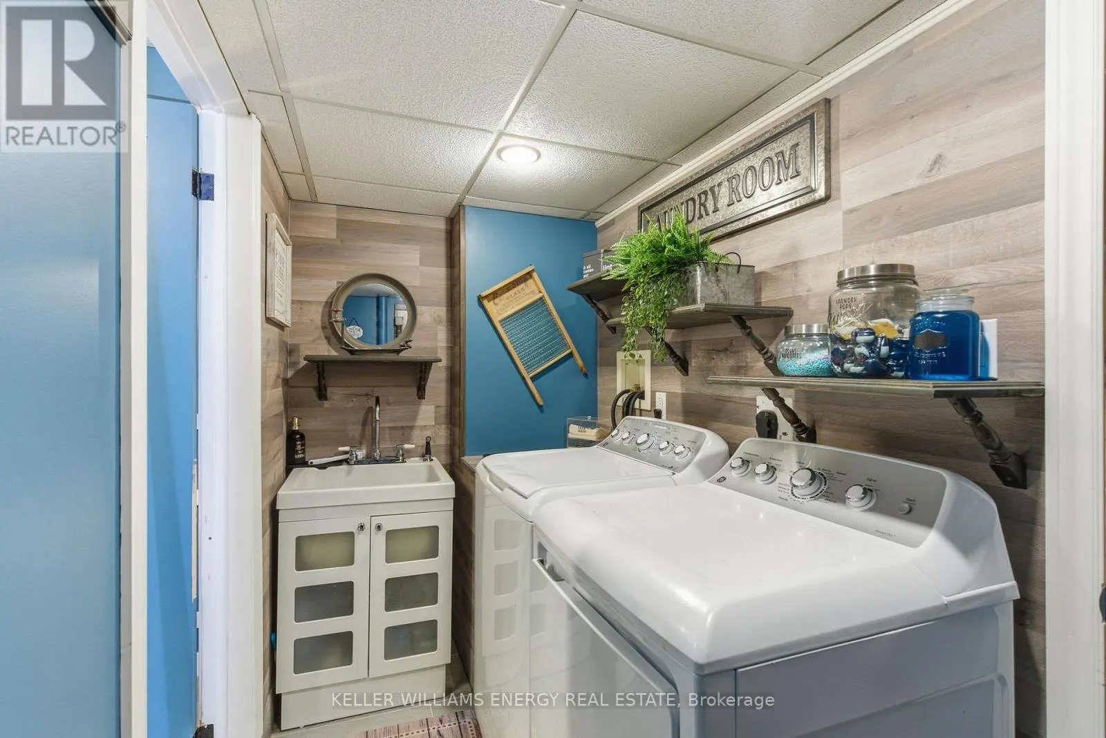 99 BONNYCASTLE DRIVE