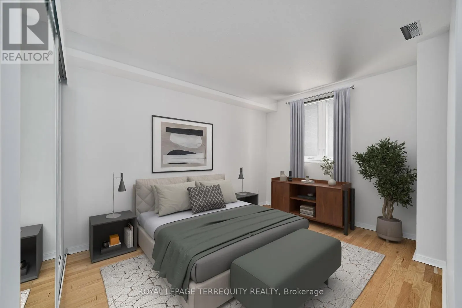 203 - 2365 QUEEN STREET E