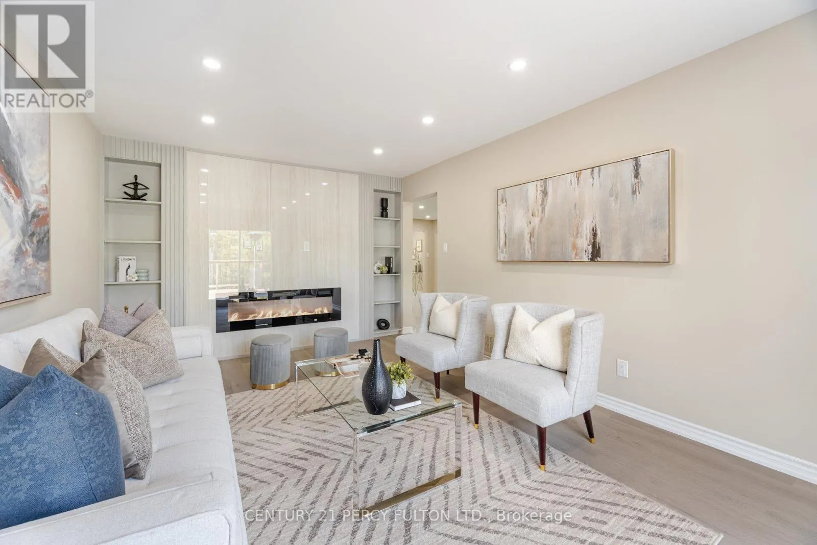 6 BRAY DRIVE