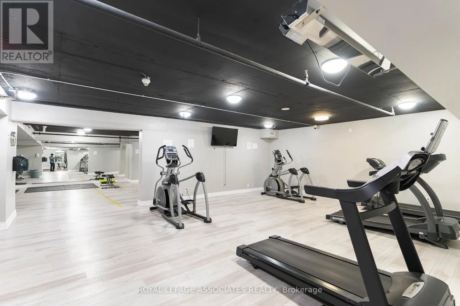 1K - 6 ROSEBANK DRIVE