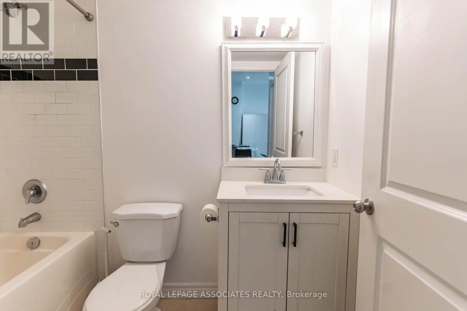 1K - 6 ROSEBANK DRIVE