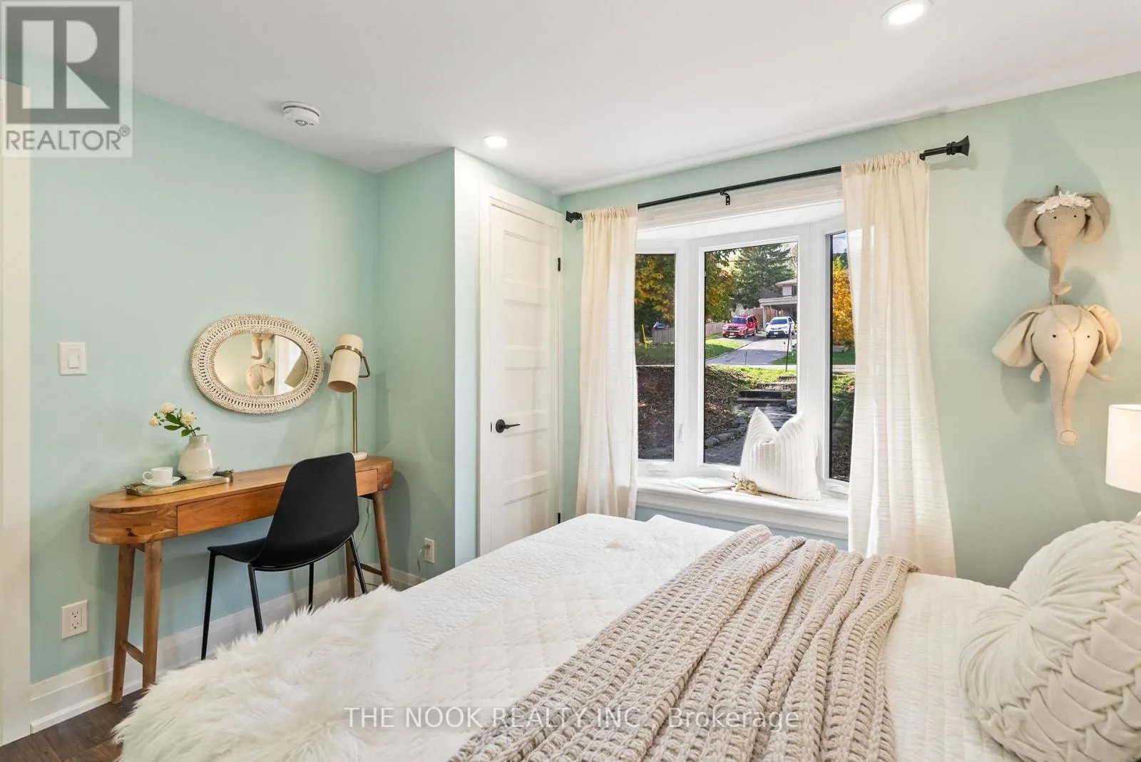 55 HONEY'S BEACH ROAD