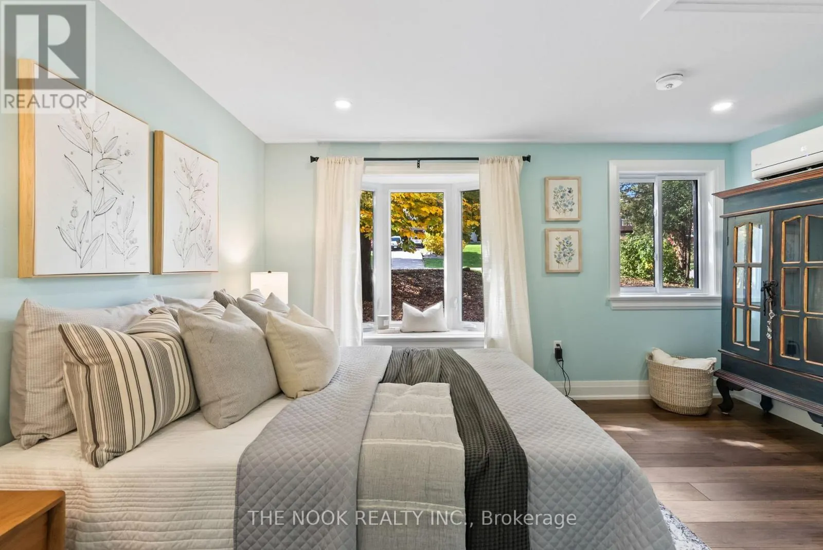 55 HONEY'S BEACH ROAD