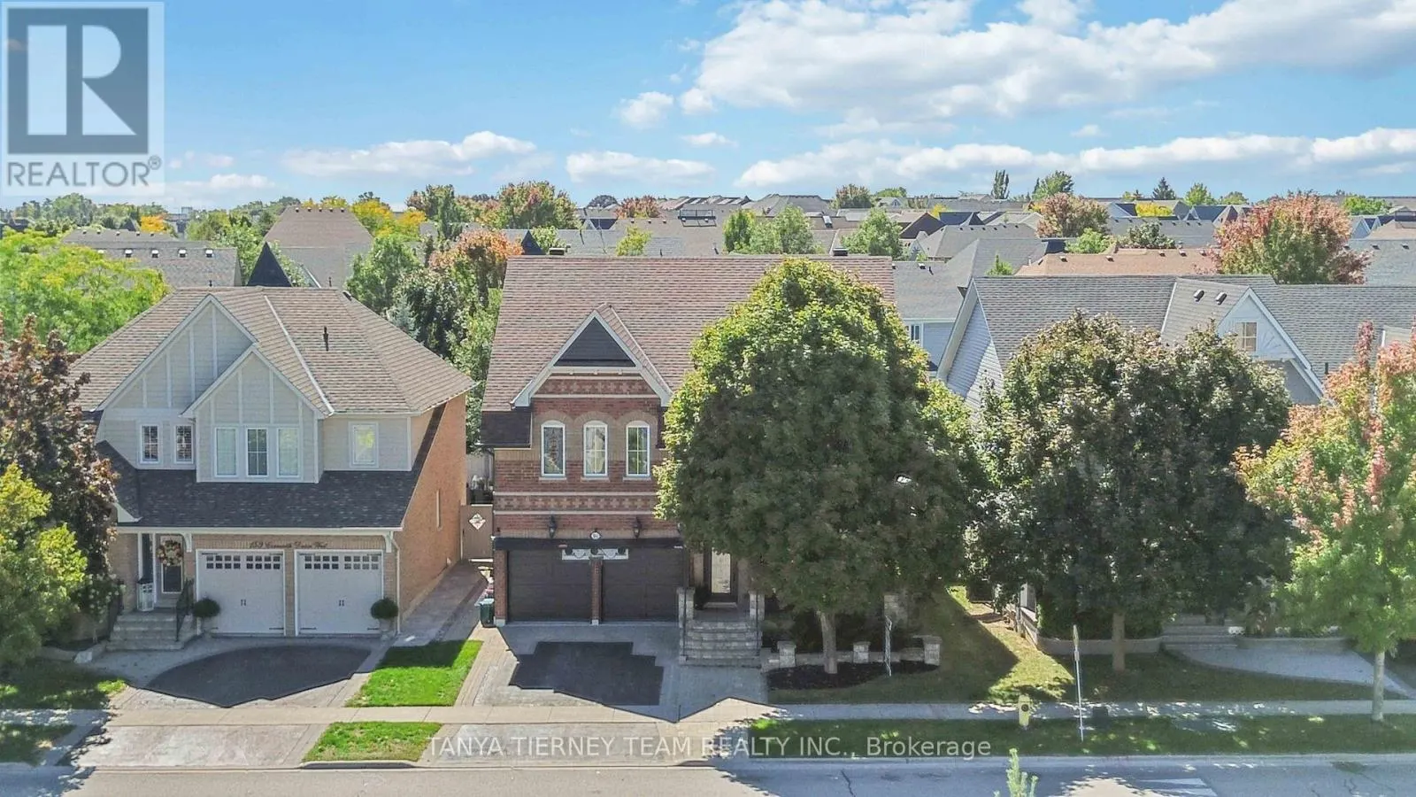 161 CARNWITH DRIVE W