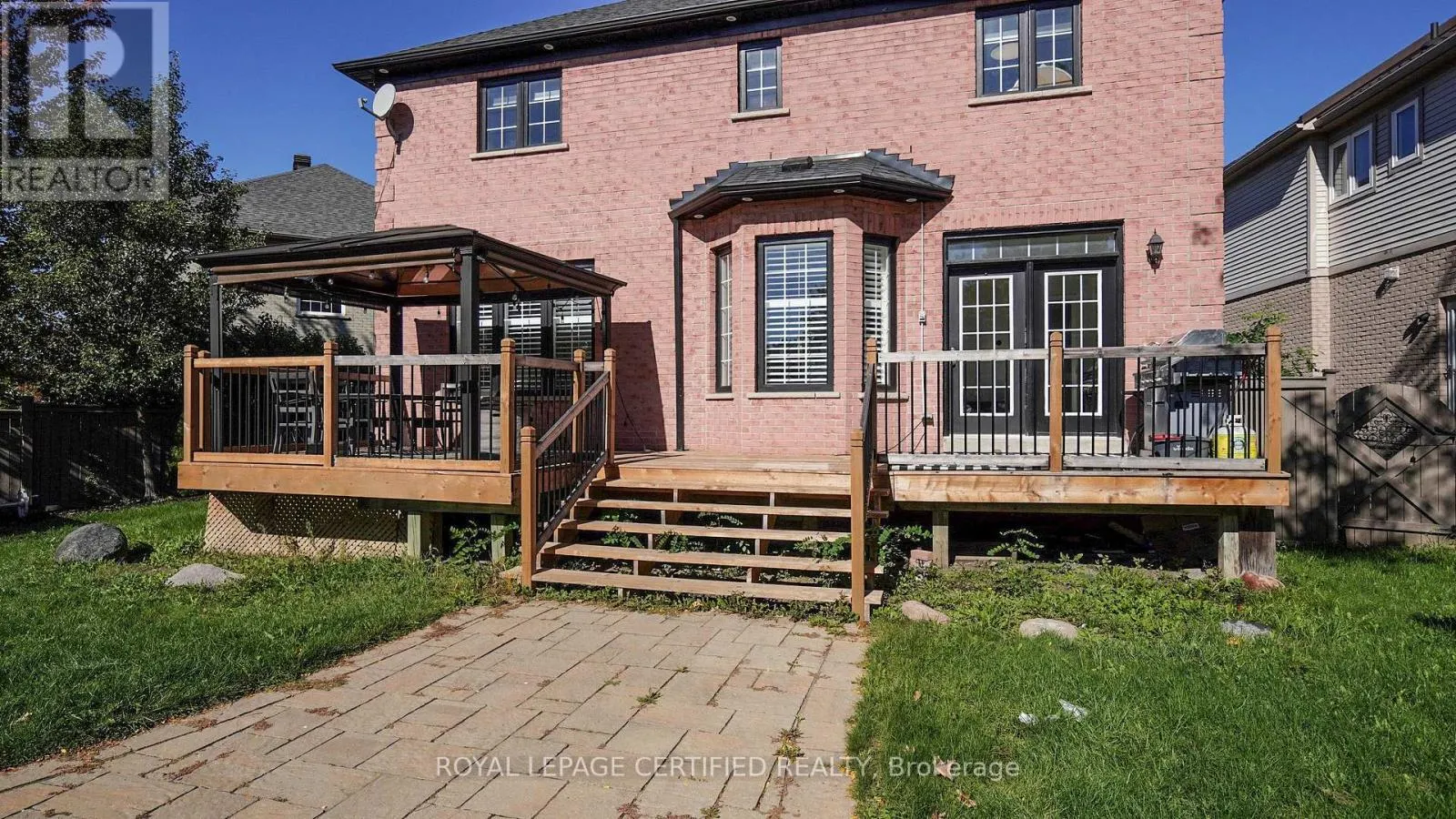 579 FAYWOOD CRESCENT