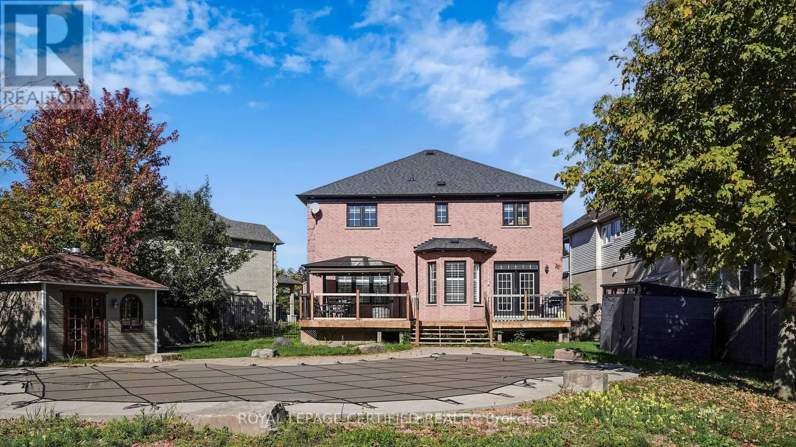 579 FAYWOOD CRESCENT