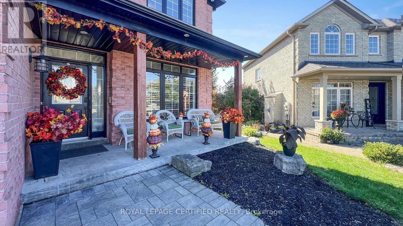 579 FAYWOOD CRESCENT