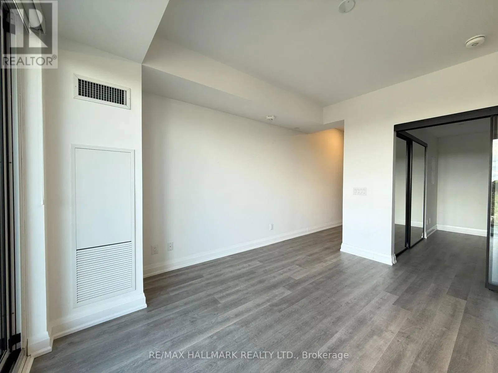 606 - 2369 DANFORTH AVENUE