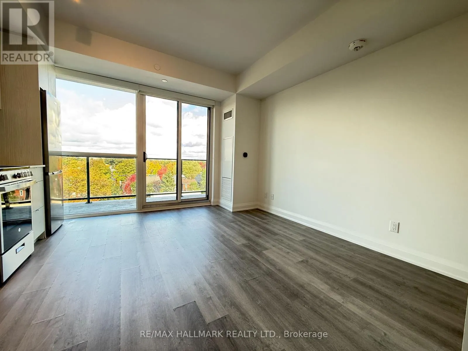 606 - 2369 DANFORTH AVENUE