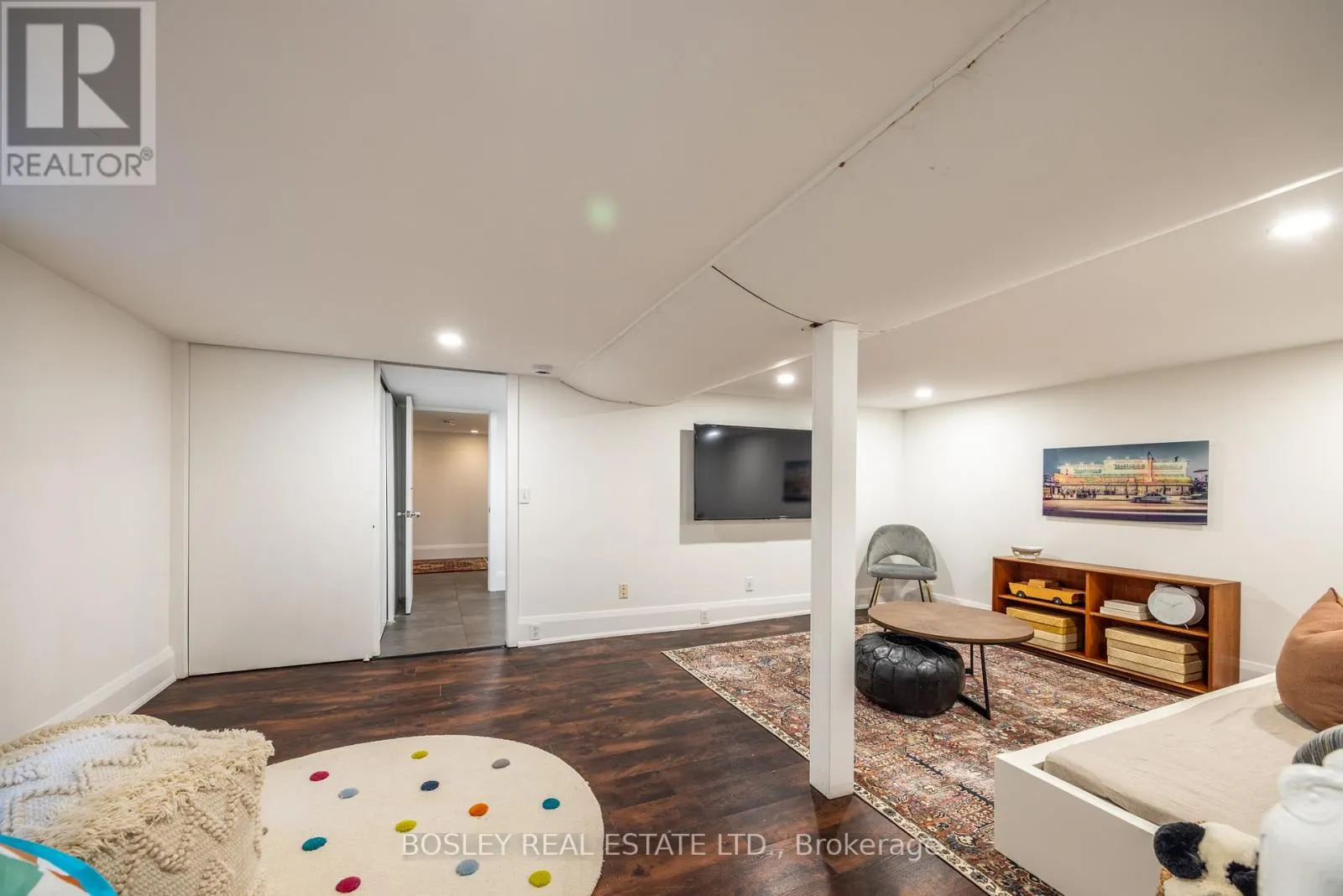 12 COLERIDGE AVENUE