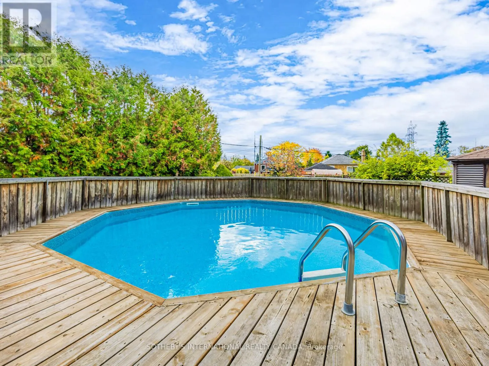 21 TRIPP CRESCENT