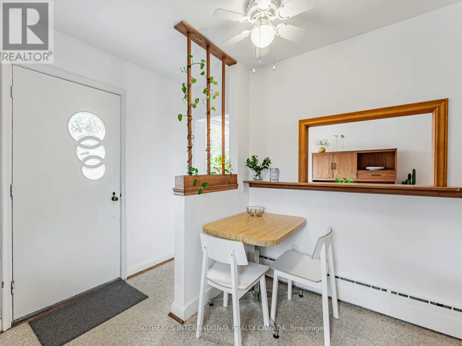 21 TRIPP CRESCENT