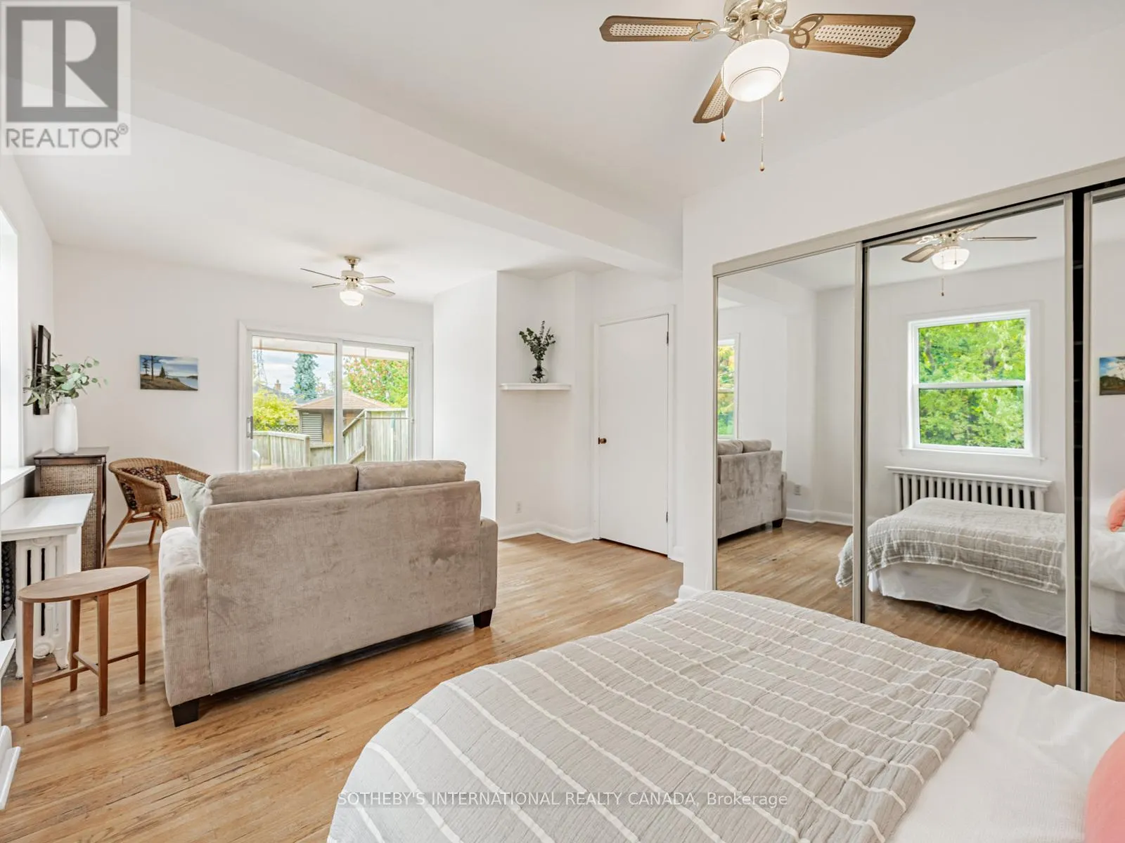21 TRIPP CRESCENT