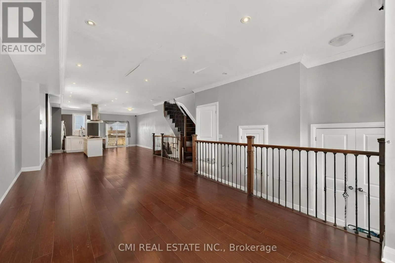 20 JEAVONS AVENUE