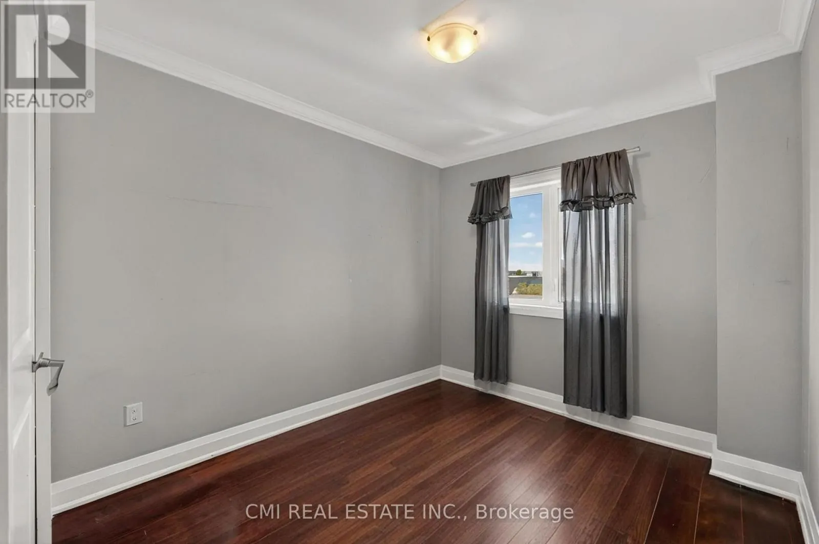 20 JEAVONS AVENUE